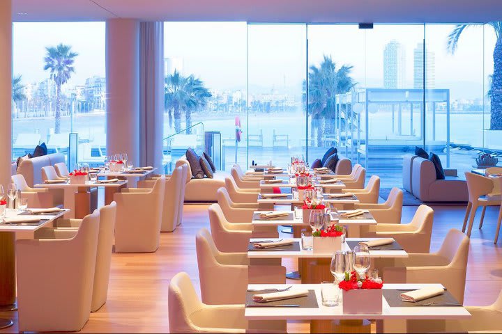 Wave restaurant at the W Barcelona hotel