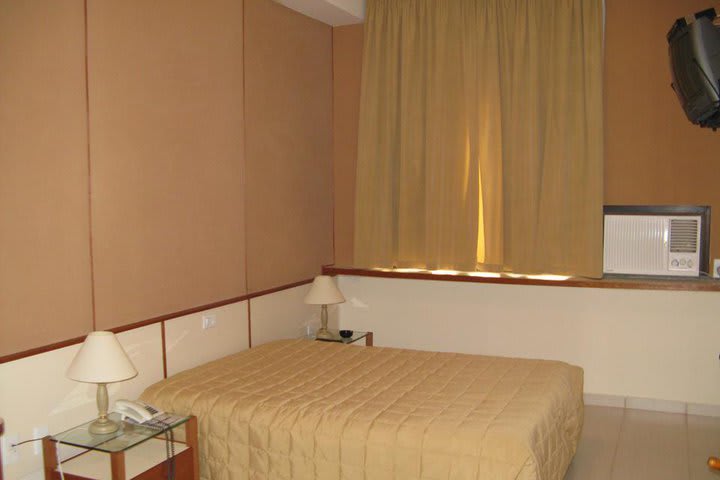 Standard guest room at Grande Hotel Canada, Rio de Janeiro