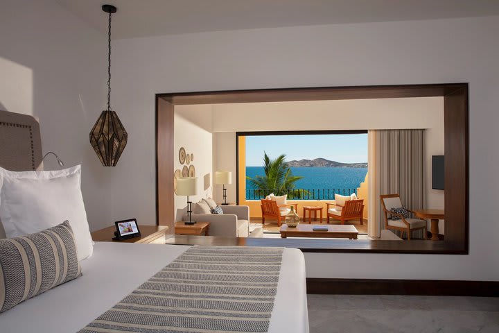 Img - Honeymoon suite ocean view - HMSOF