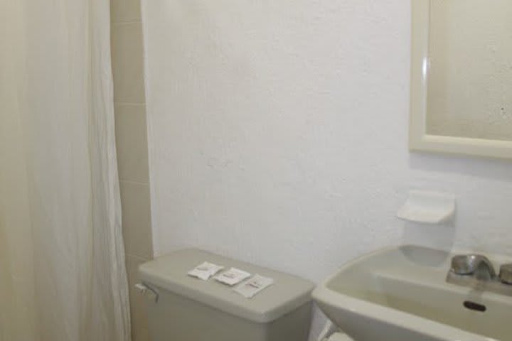 Guest bathrooms are fitted with shower and amenities