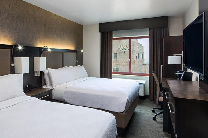 Holiday Inn Manhattan-Financial District, an IHG Hotel