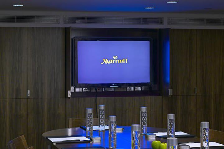 Boardroom at the Marriott Hotel Grosvenor Square in London