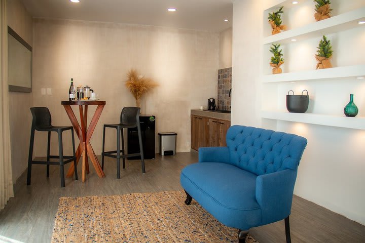 Sitting area in a master suite