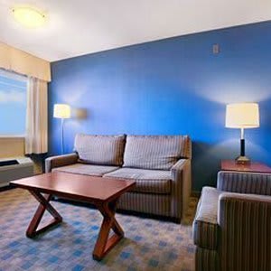 Travelodge by Wyndham Culver City