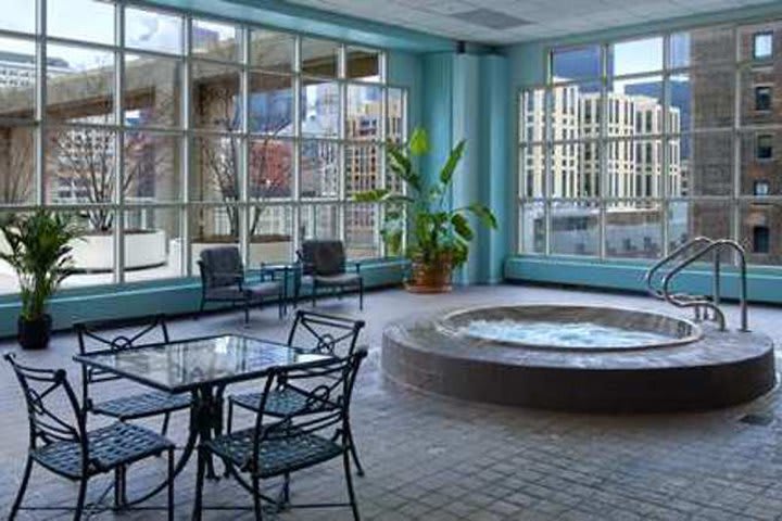 Whirlpool of the Hilton Chicago