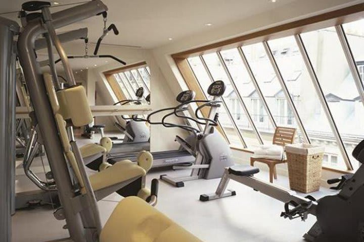 Hôtel Westminster cuenta con gimnasio