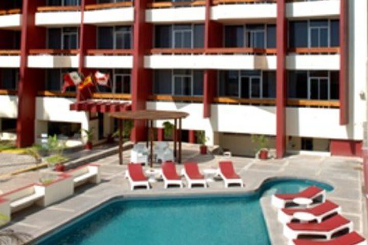 Del Real Hotel and Suites Mazatlan