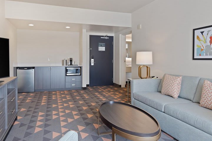 Suite with kitchenette