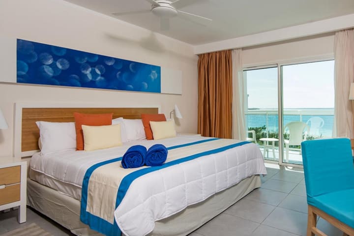 Fiesta guest room with ocean view