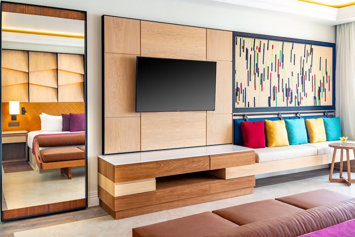 Img - Junior Suite, 1 King Bed with Sofa bed, Oceanfront