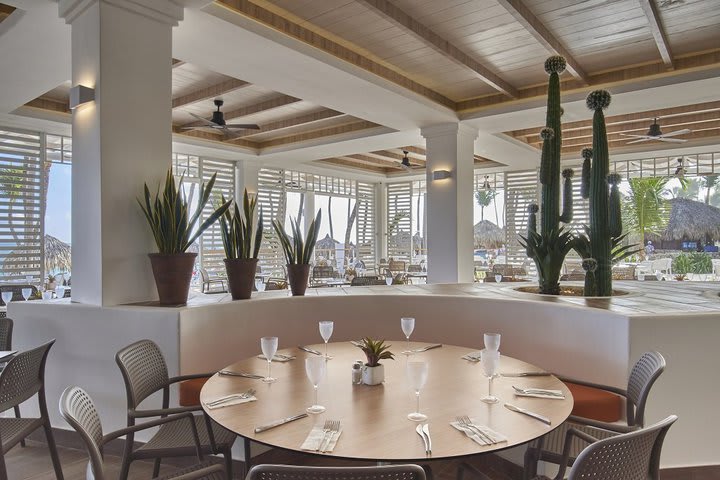 Beach Restaurant de cocina internacional