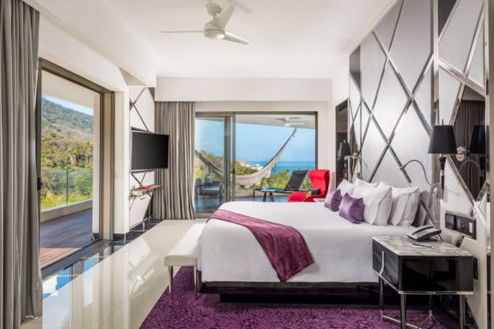 Img - Mousai corner suite South