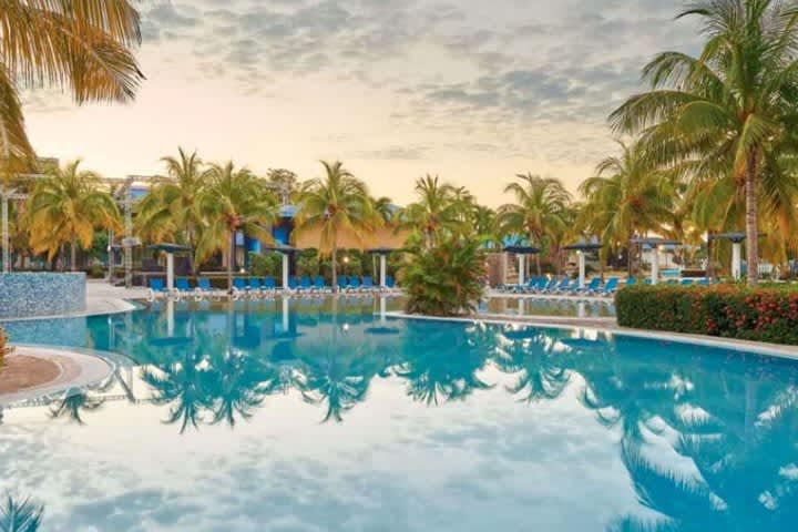 Aston Costa Verde Beach Resort
