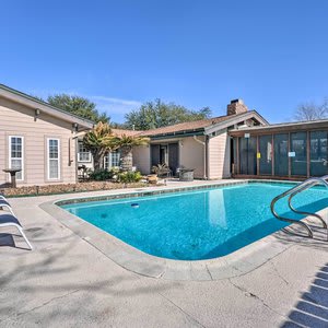 San Antonio Home w/ Pool, Near Lackland Afb!