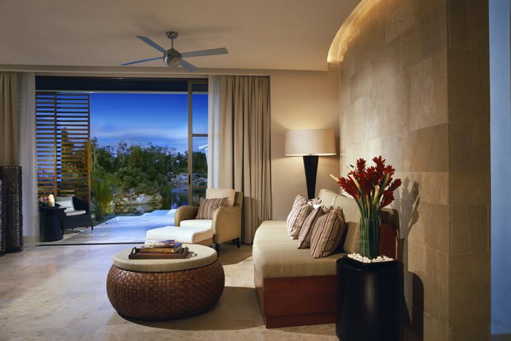 Deluxe lagoon suite at the Rosewood Mayakoba hotel