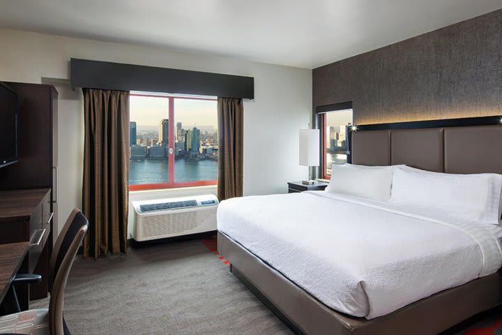 Holiday Inn Manhattan-Financial District, an IHG Hotel