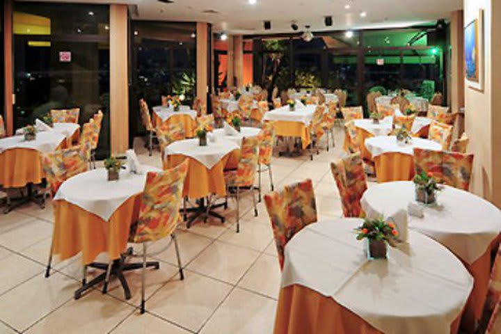 Panorama restaurant at the Mercure Lablon Hotel in Rio de Janeiro

