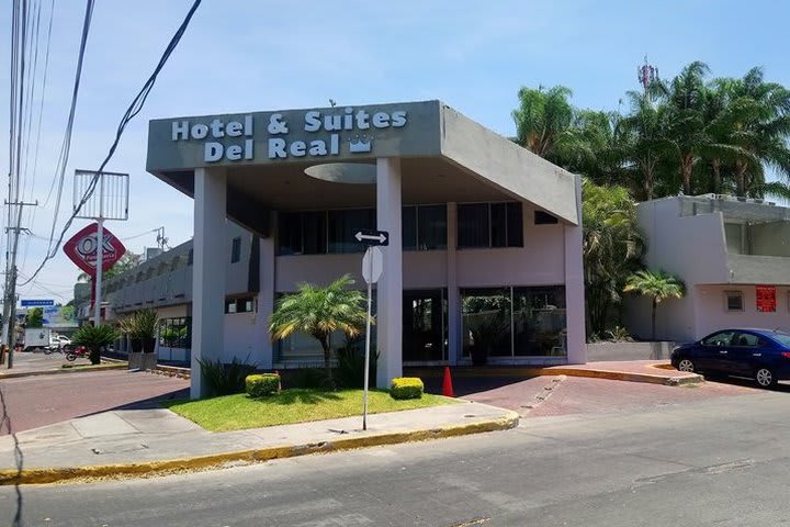 Hotel Suites del Real