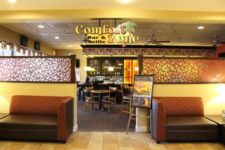 Comfort Zone Bar & Grille