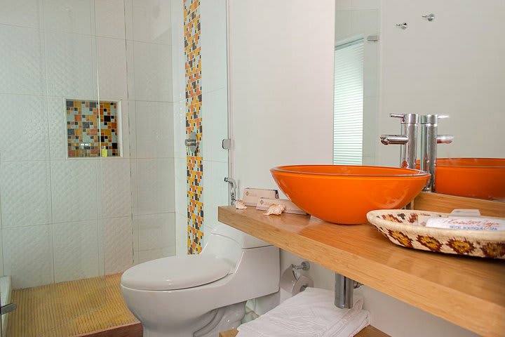 Baño en una habitación