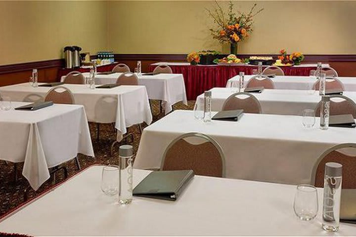 El hotel Holiday Inn en San Francisco dispone de cuatro salones de eventos