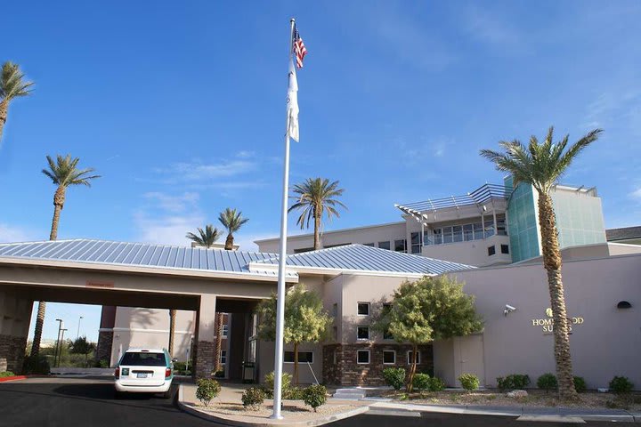 Homewood Henderson South Las Vegas offers transportation from the airport