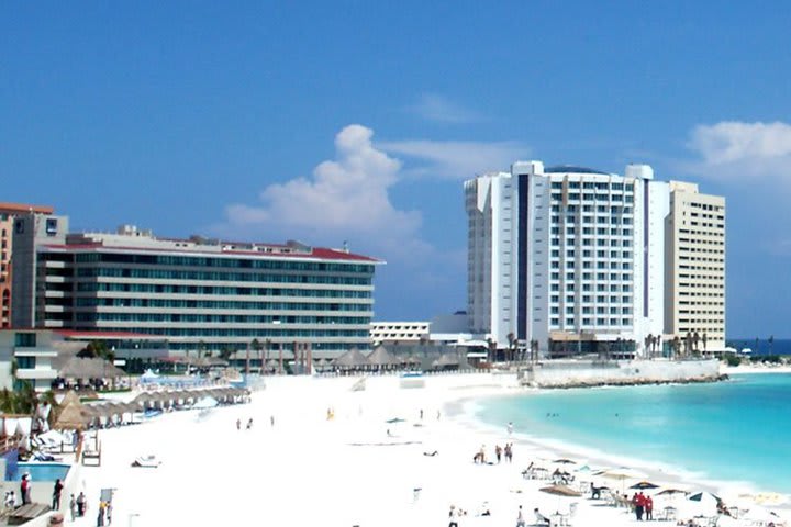 El Salvia Cancún es un hotel de playa