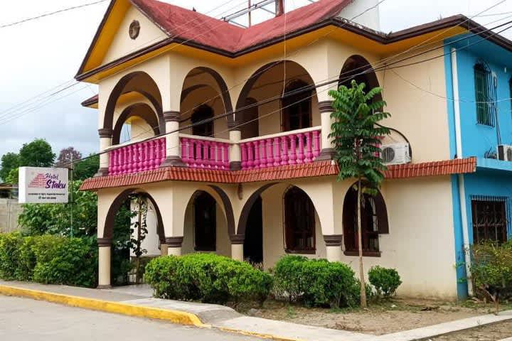 Hotel Staku