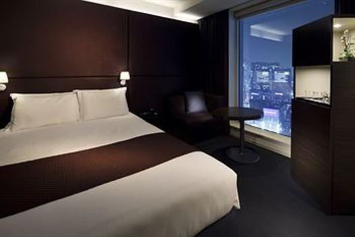 Las habitaciones del hotel Mitsui Garden Ginza Premier en Tokio cuentan con internet inalámbrico