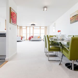 Premium London Excel Apartment