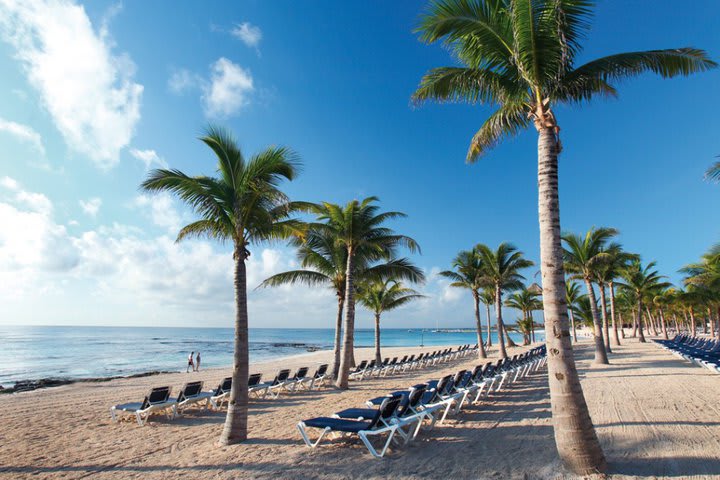 The resort has a 2-kilometer beach