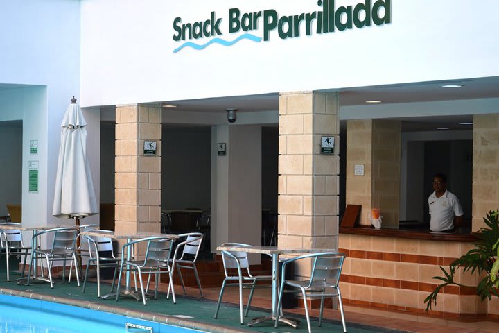 Snack bar