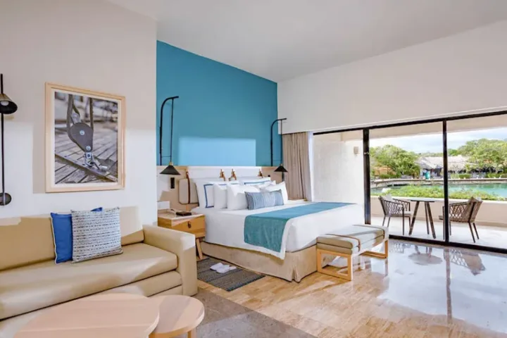 Img - Preferred Club suite familiar vista a la marina