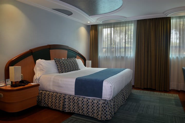 Executive junior suite