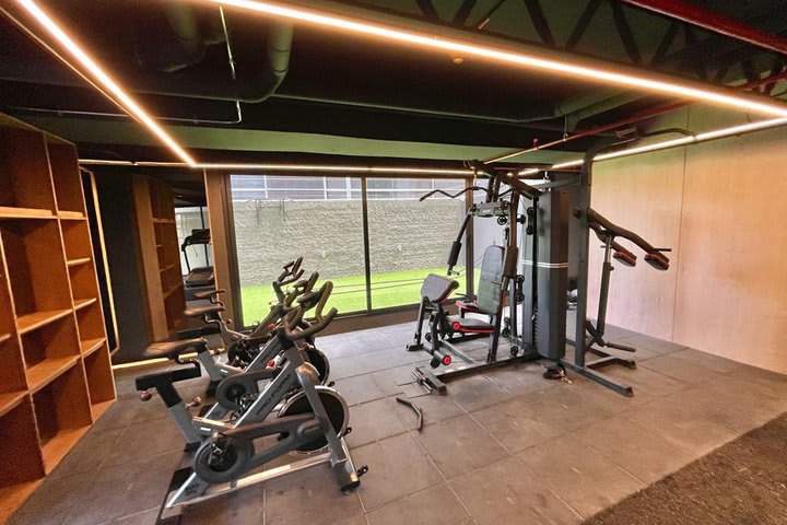 Equipment in the fitness center