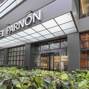 Parnon Hotel