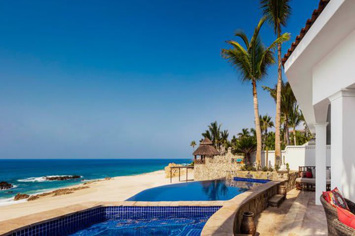 Img - 1-BR Casita suite oceanfront with infinity pool