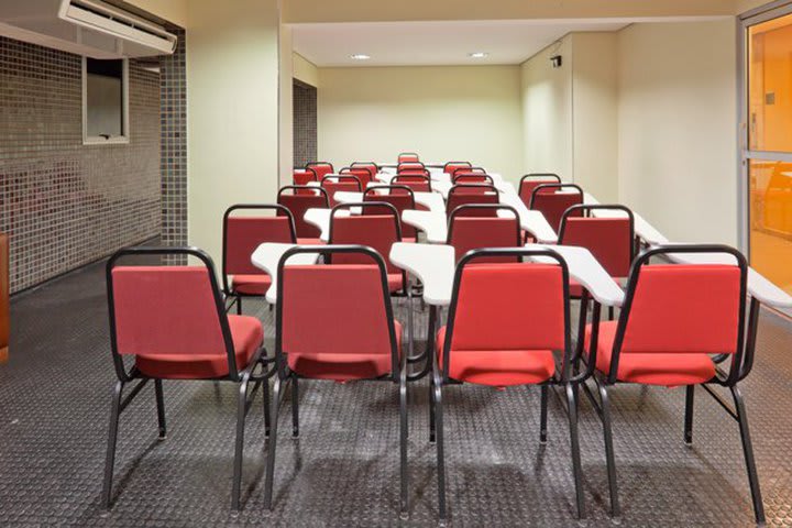 Organiza tu evento en el hotel Holiday Inn Express Sumaré Ave - São Paulo