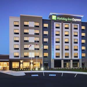 Holiday Inn Express Niagara-On-The-Lake, an IHG Hotel