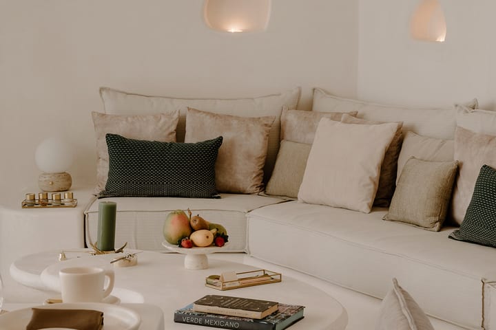 Sitting area of a residence