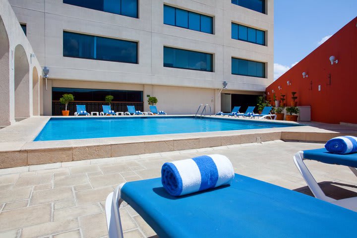 Sitting areas by the pool