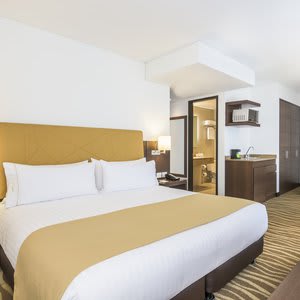 Holiday Inn Express & Suites Bogota Zona Financiera