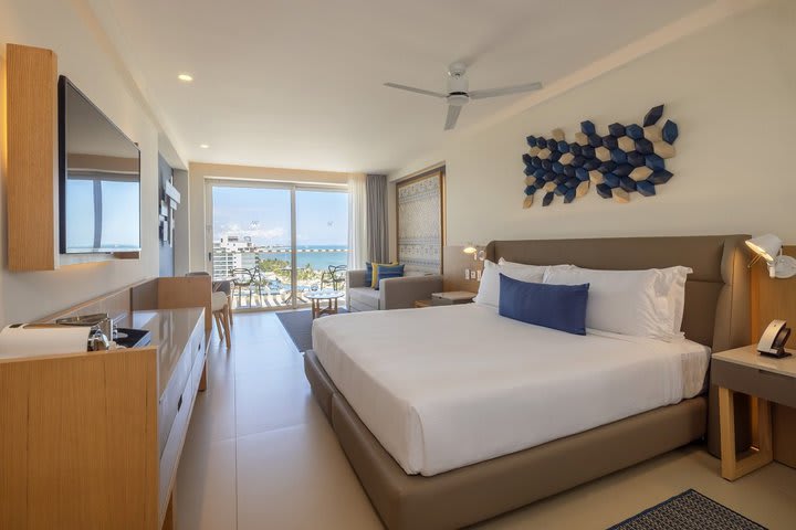 Luxury Junior Suite Ocean View