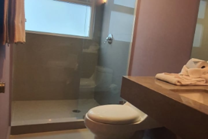 Baño privado de una habitación