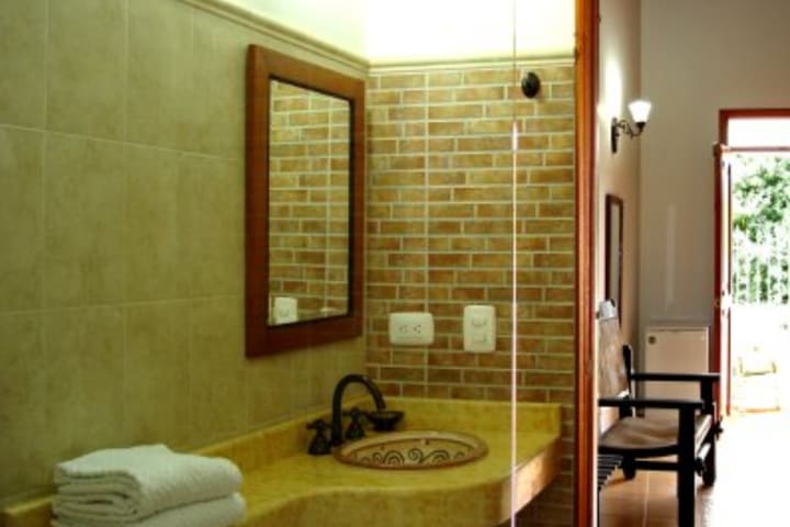 Baño de una habitación