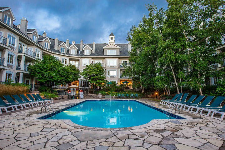 Sun loungers by the pool