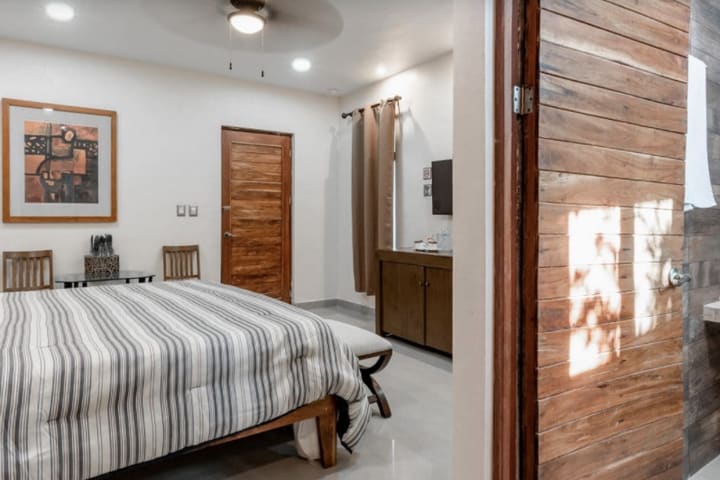 Wood details in a deluxe guest room