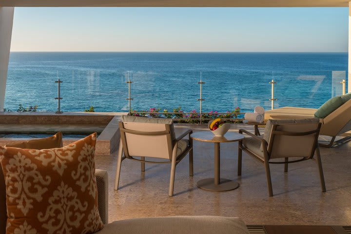 Terraza de la Suite Grand Class frente al mar