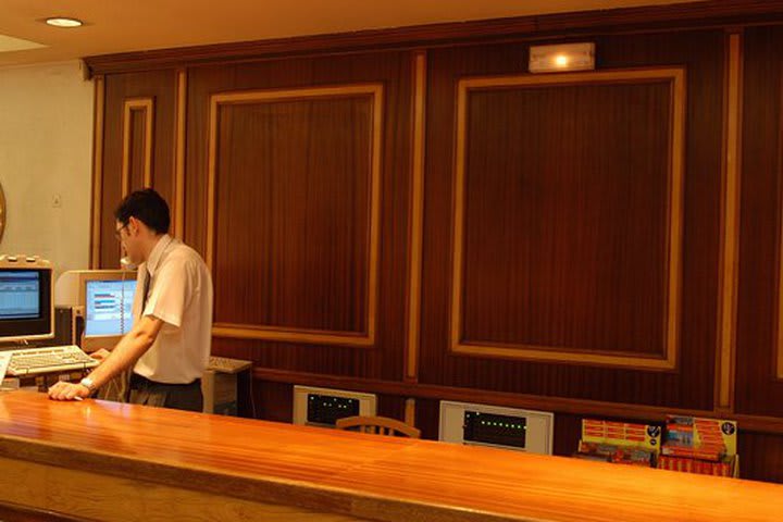 Front desk of the Asturias, hotel in Madrid near Puerta del Sol