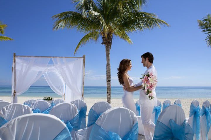 Weddings at the beach